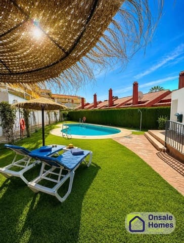 4 soveværelse Byhus til salg i Los Pacos, Fuengirola med swimmingpool garage - € 530.000 (Ref: 9830611)