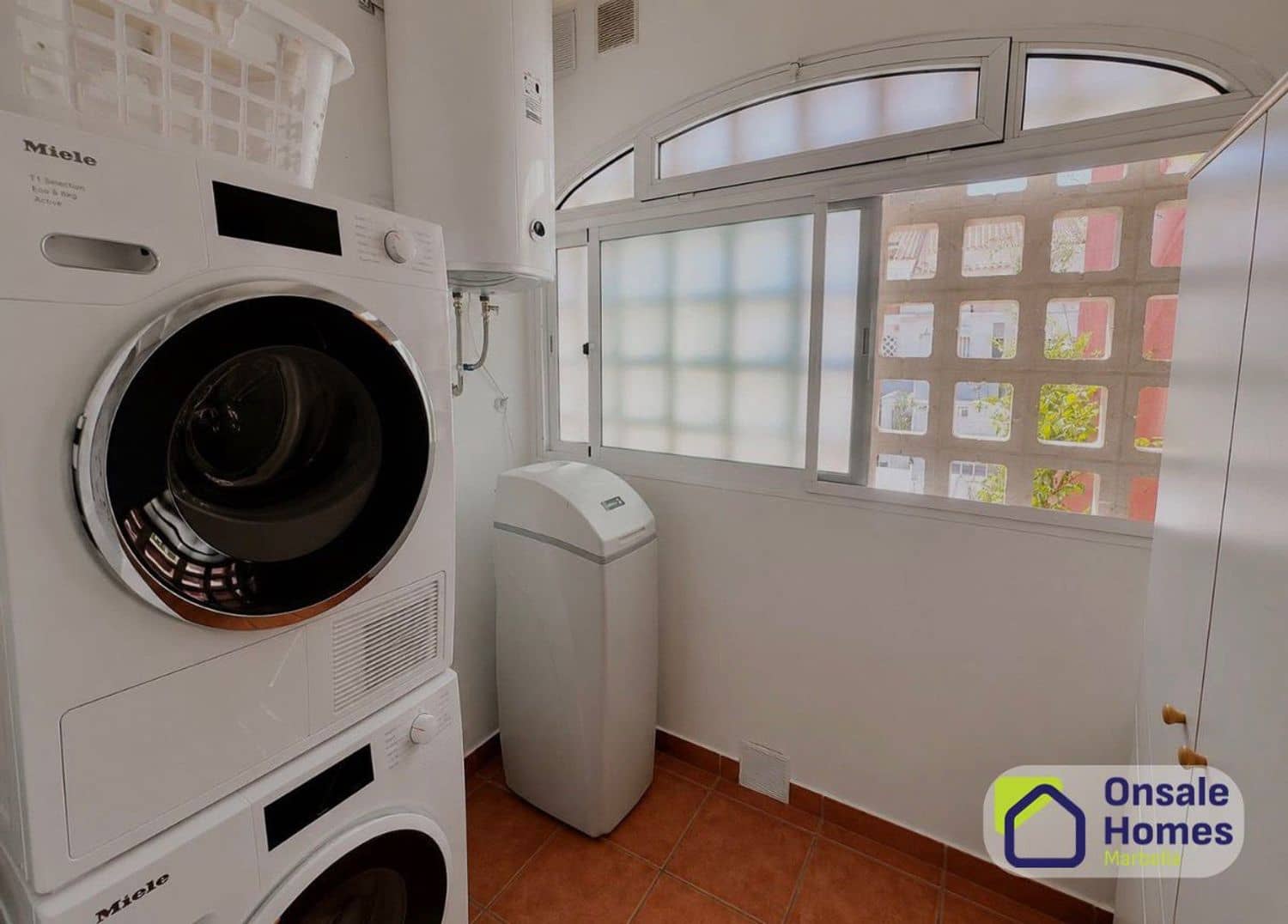 4 quarto Casa em Banda para venda em Fuengirola com piscina garagem - 530 000 € (Ref: 9830611)
