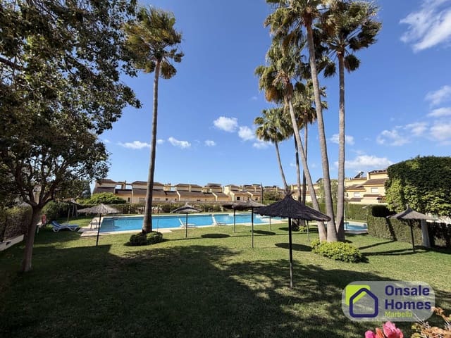 3 soverom Hus til salgs i Nagüeles Alto, Marbella med svømmebasseng garasje - € 830 000 (Ref: 9842000)