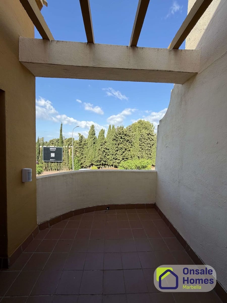 3 soverom Hus til salgs i Marbella med svømmebasseng garasje - € 830 000 (Ref: 9842000)