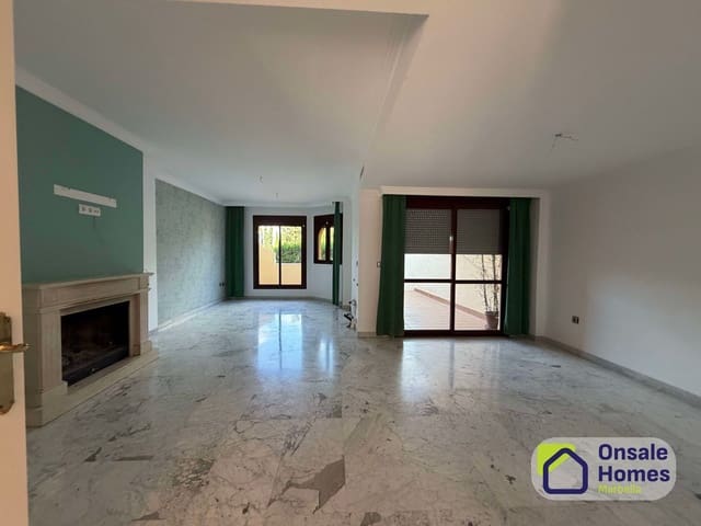3 soverom Hus til salgs i Nagüeles Alto, Marbella med svømmebasseng garasje - € 830 000 (Ref: 9842000)