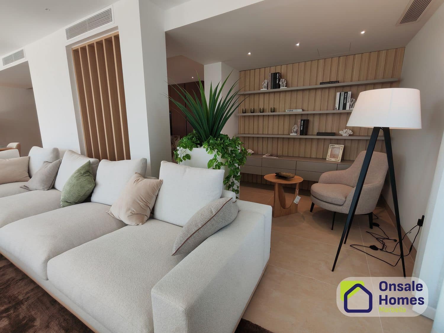 Chalet de 4 habitaciones en San Pedro de Alcantara en venta con piscina garaje - 2.995.000 € (Ref: 9848980)