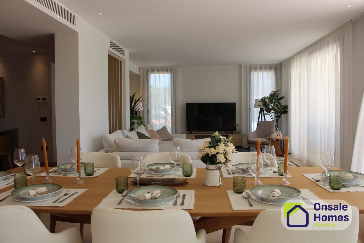 Chalet de 4 habitaciones en San Pedro de Alcantara en venta con piscina garaje - 2.995.000 € (Ref: 9848980)