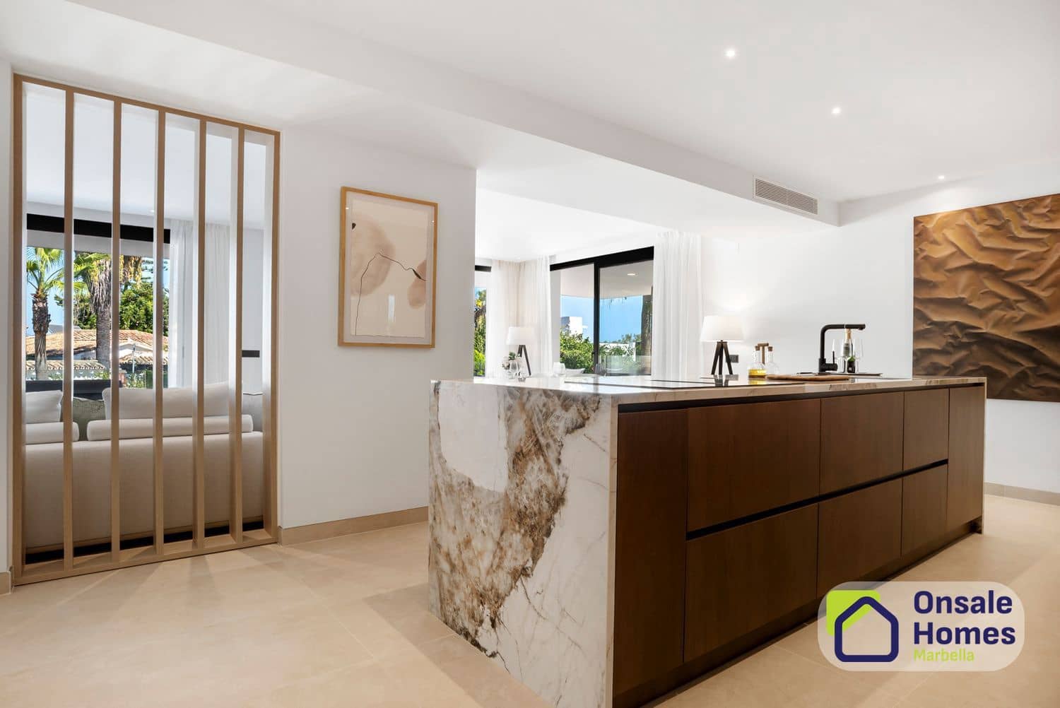 Chalet de 4 habitaciones en San Pedro de Alcantara en venta con piscina garaje - 2.995.000 € (Ref: 9848980)