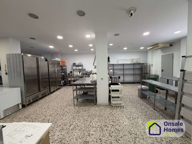 Erhverv til leje i Ricardo Soriano, Marbella - € 3.000 (Ref: 9854854)