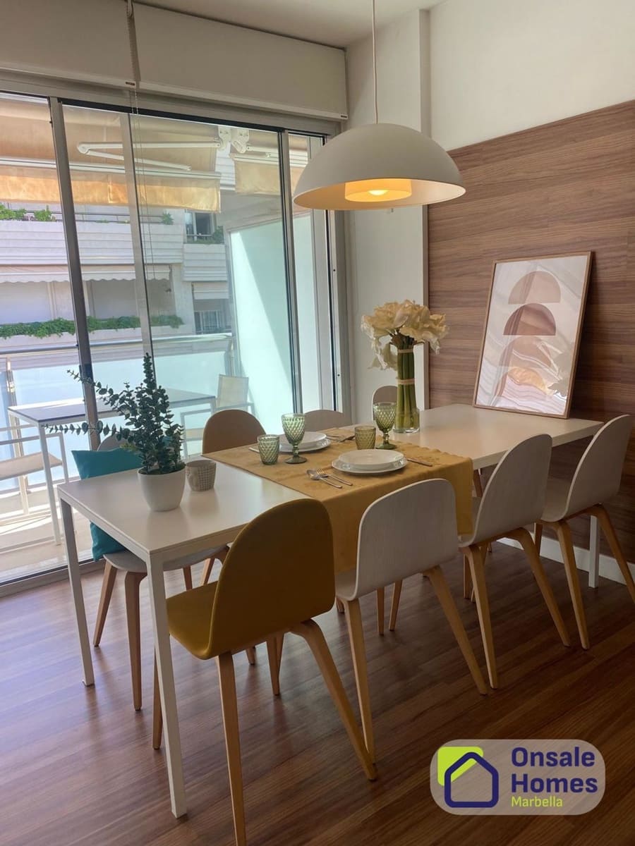 2 sovrum Lägenhet till salu i Marbella med garage - 750 000 € (Ref: 9854855)
