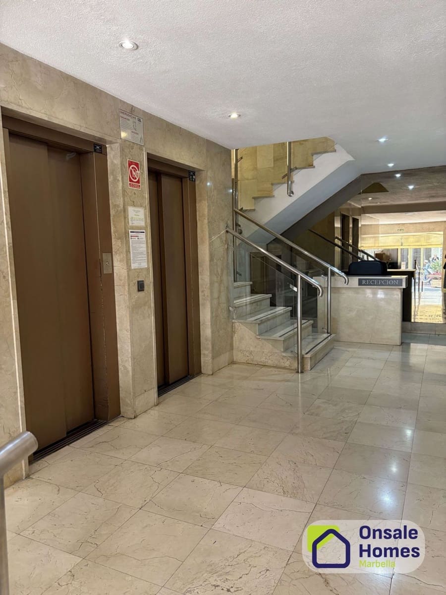 Bureau à vendre à Marbella - 340 000 € (Ref: 9854856)