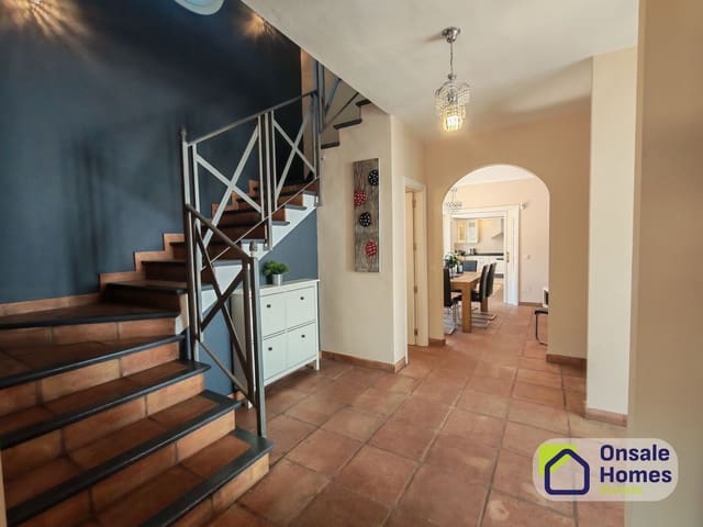 5 sypialnia Willa do wynajęcia w Sierra Blanca, Marbella z basenem garażem - 9 000 € (Ref: 9854857)