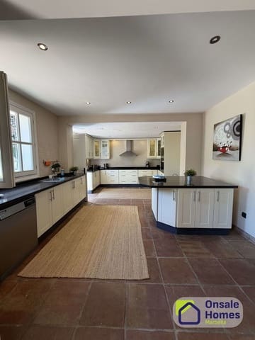 5 sypialnia Willa do wynajęcia w Sierra Blanca, Marbella z basenem garażem - 9 000 € (Ref: 9854857)