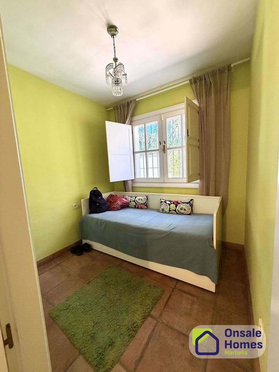5 quarto Moradia para arrendar em Golden Mile com piscina garagem - 9 000 € (Ref: 9854857)