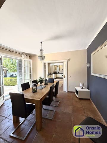 5 bedroom Villa for rent in Sierra Blanca, Marbella with pool garage - € 9,000 (Ref: 9854857)