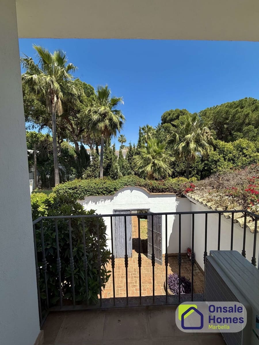 5 quarto Moradia para arrendar em Golden Mile com piscina garagem - 9 000 € (Ref: 9854857)