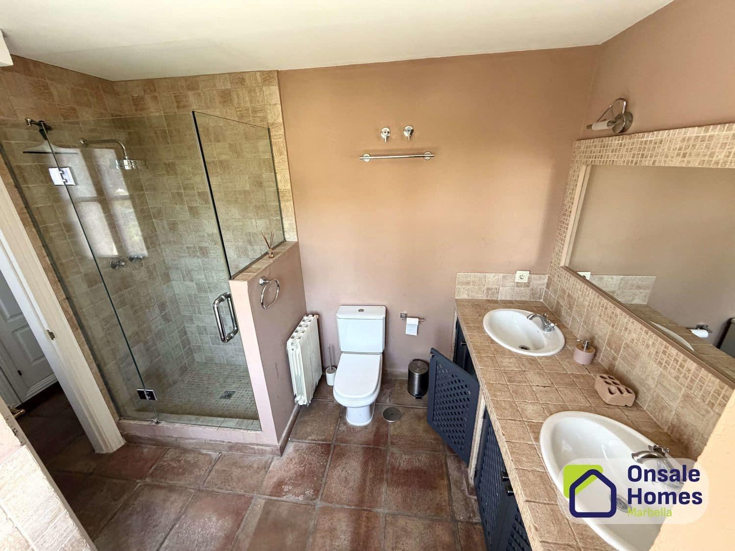 5 quarto Moradia para arrendar em Golden Mile com piscina garagem - 9 000 € (Ref: 9854857)