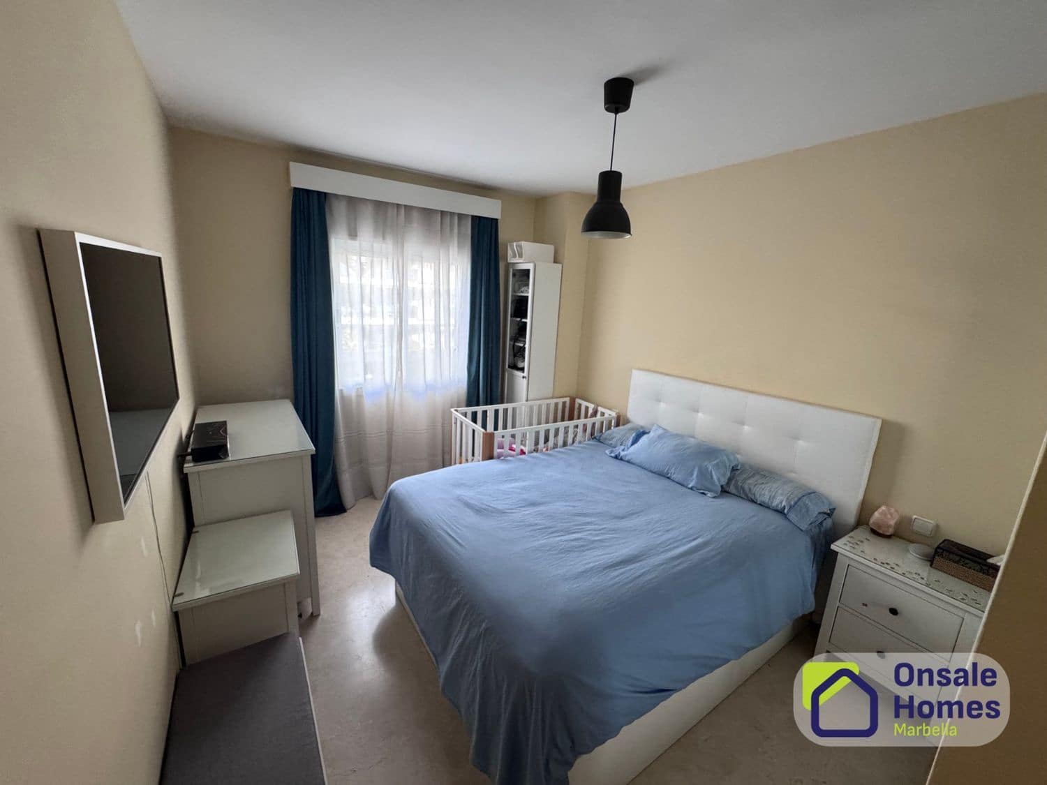 4 soverom Leilighet til salgs i Estepona med garasje - € 630 000 (Ref: 9863992)