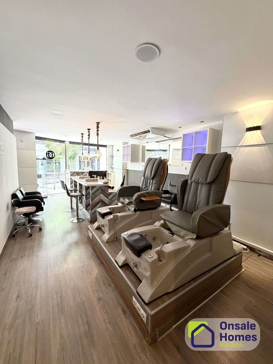 Commercial for rent in Marbella - € 2,500 (Ref: 9863993)