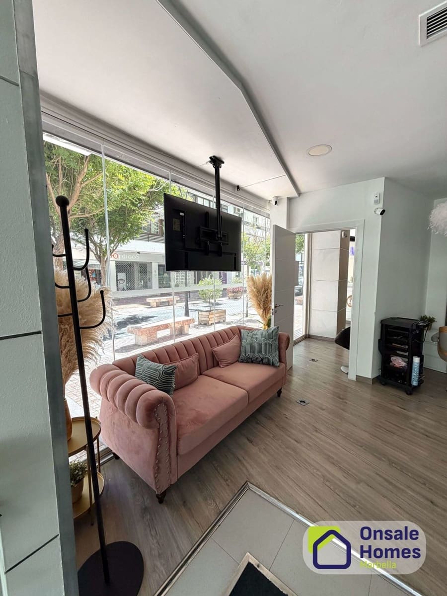 Commercial for rent in Marbella - € 2,500 (Ref: 9863993)