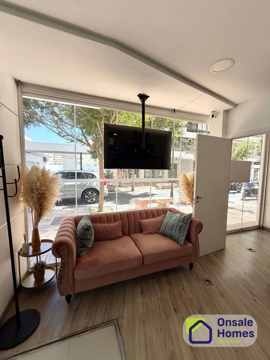 Commercial for rent in Marbella - € 2,500 (Ref: 9863993)