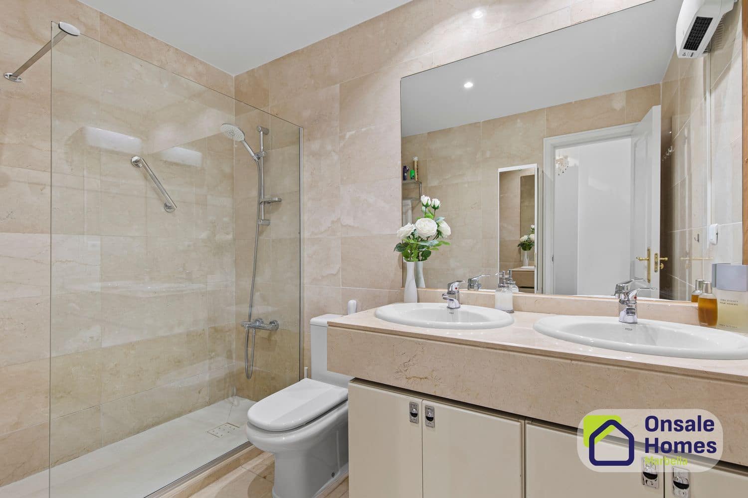 2 sypialnia Apartament na sprzedaż w Golden Mile z basenem garażem - 525 000 € (Ref: 9866254)