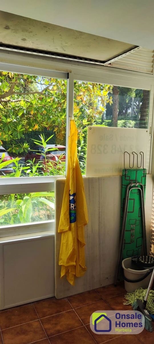 3 bedroom Apartment for sale in Rio Real with pool garage - € 1,000,000 (Ref: 9866255)