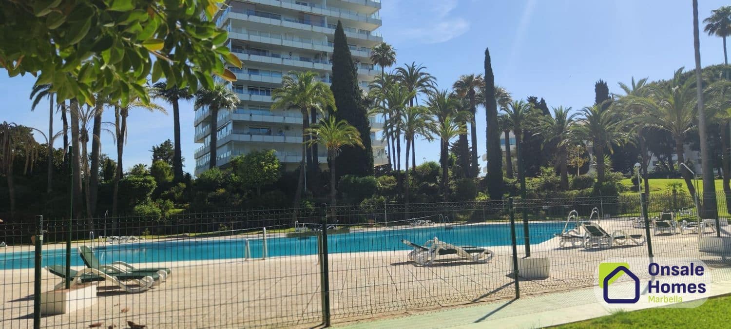 3 bedroom Apartment for sale in Rio Real with pool garage - € 1,000,000 (Ref: 9866255)