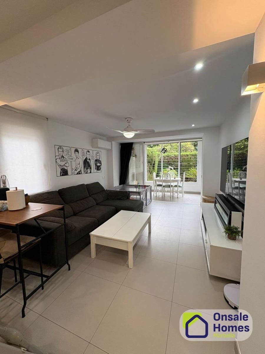 Apartamento de 2 habitaciones en Marbella en venta con garaje - 374.000 € (Ref: 9868075)