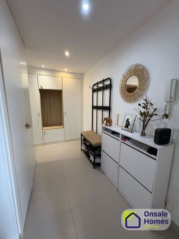 Apartamento de 2 habitaciones en Huerta Belón - Calvario, Marbella en venta con garaje - 374.000 € (Ref: 9868075)