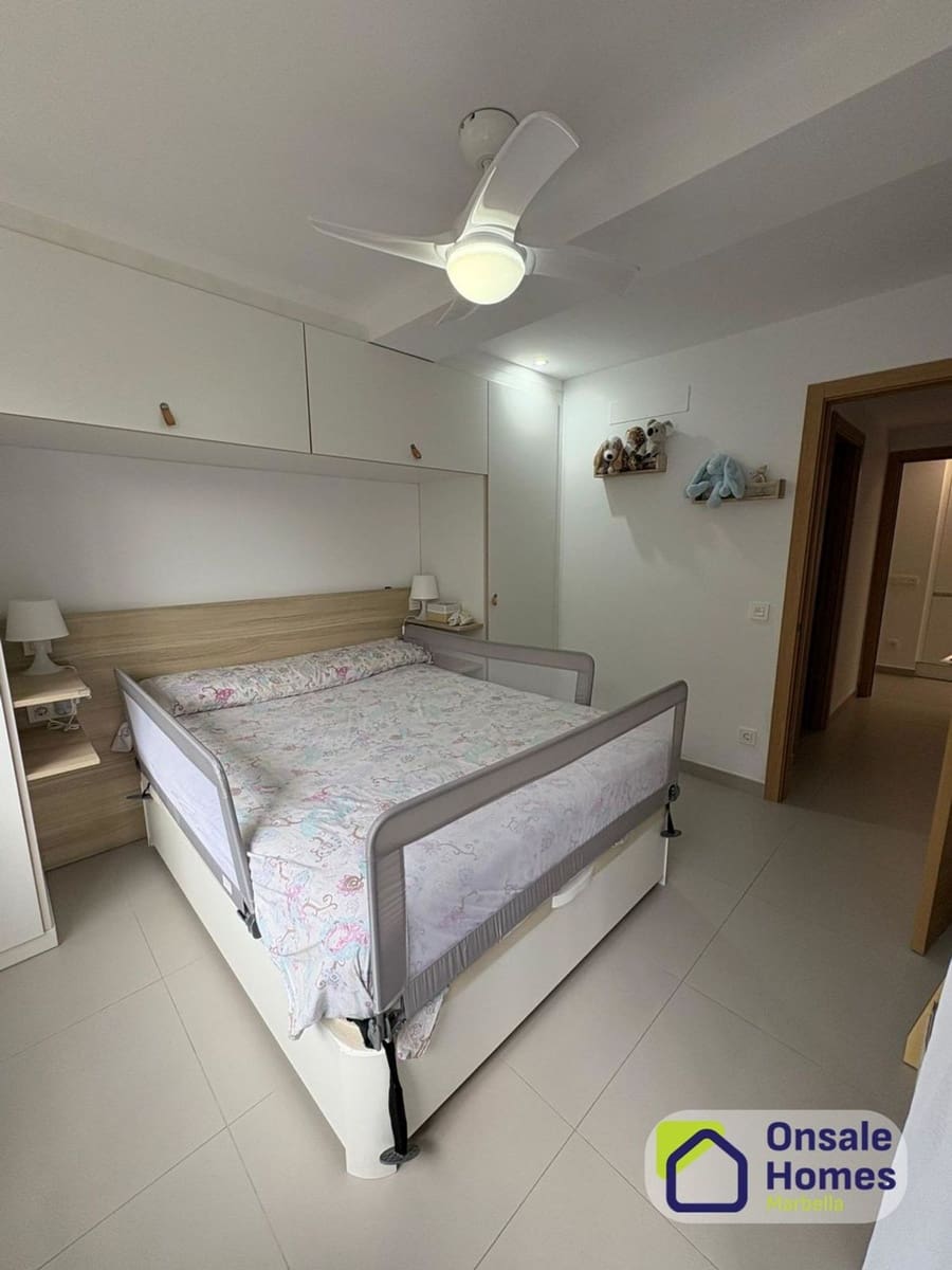 Apartamento de 2 habitaciones en Marbella en venta con garaje - 374.000 € (Ref: 9868075)