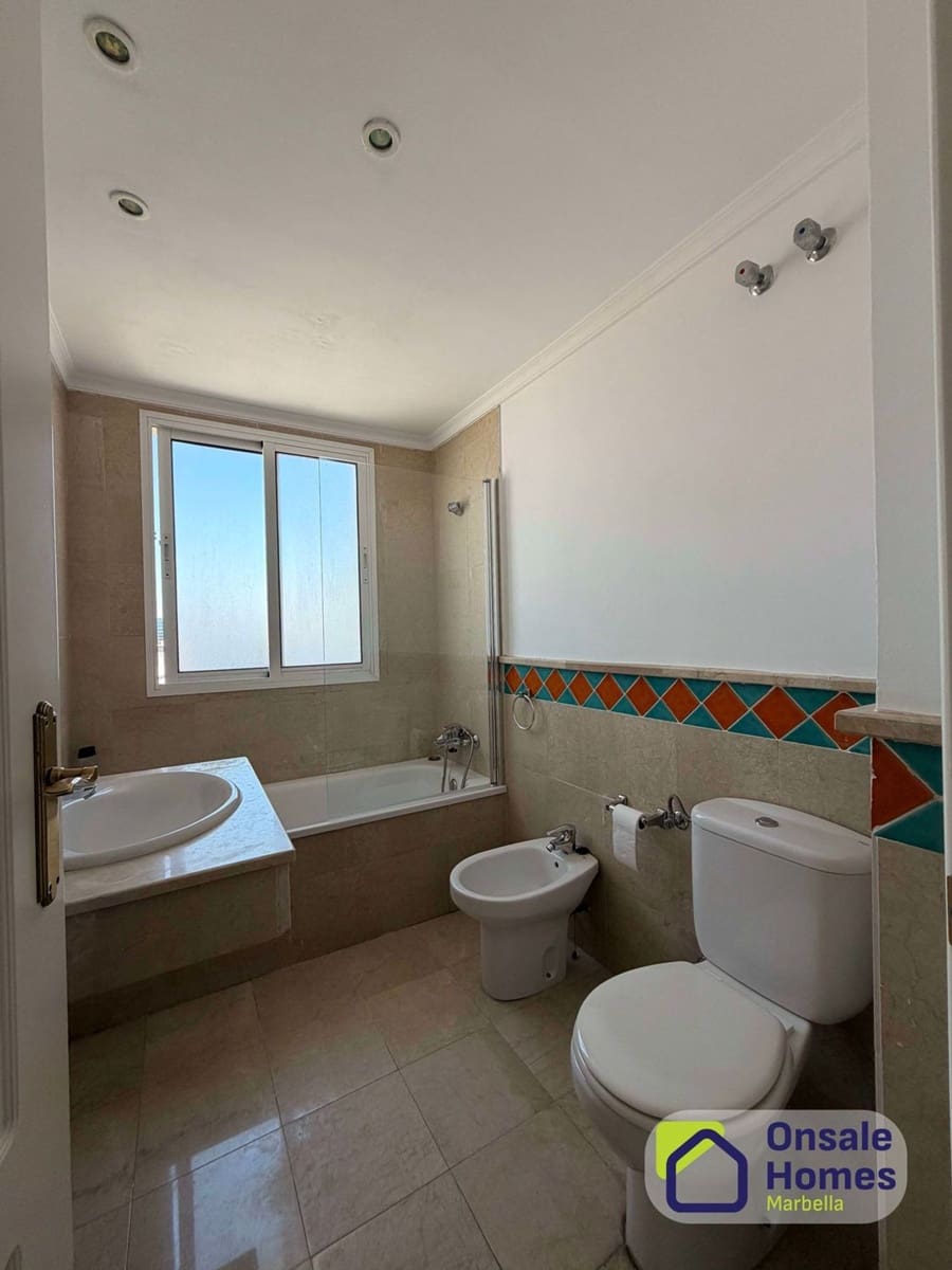 3 camera da letto Appartamento da affittare in Marbella con piscina garage - 2.000 € (Rif: 9872914)