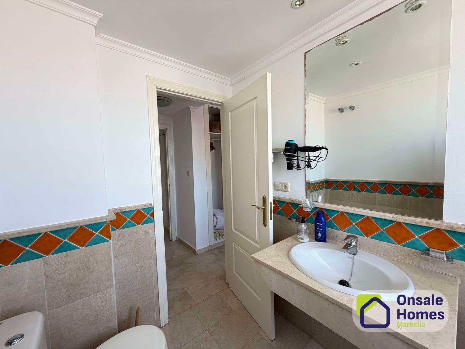 3 camera da letto Appartamento da affittare in Marbella con piscina garage - 2.000 € (Rif: 9872914)