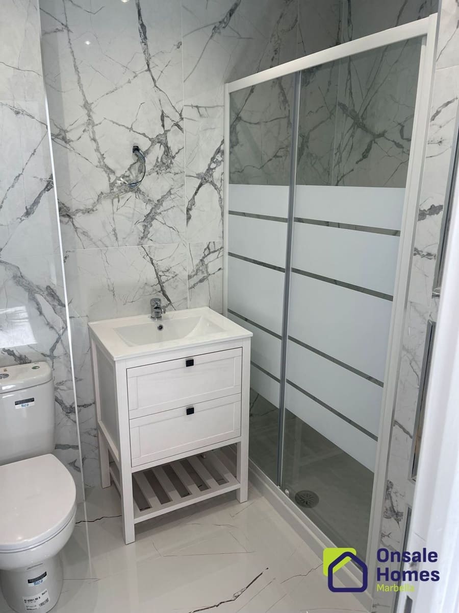 2 sypialnia Apartament na sprzedaż w Marbella z garażem - 410 000 € (Ref: 9875458)