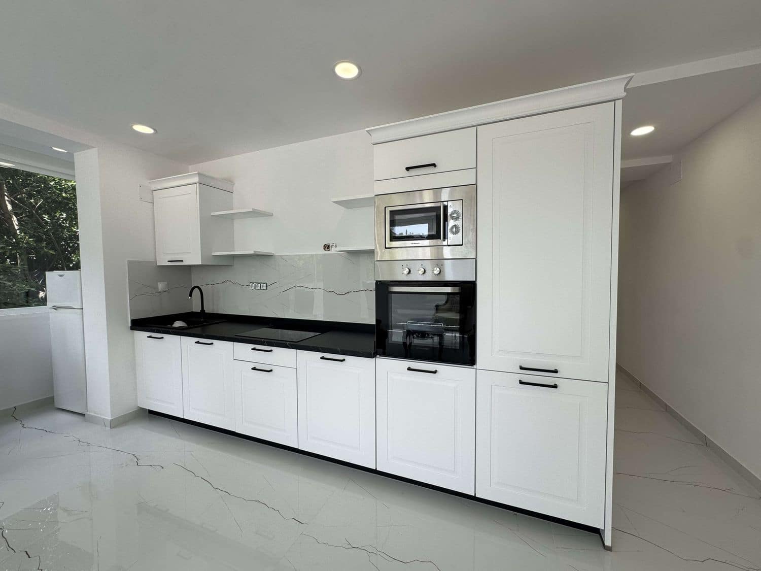 Apartamento de 2 habitaciones en Marbella en venta con garaje - 390.000 € (Ref: 9875458)