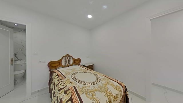 2 soveværelse Lejlighed til salg i Ricardo Soriano, Marbella med garage - € 390.000 (Ref: 9875458)