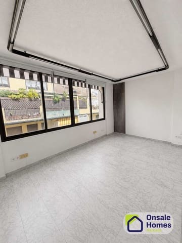 Office for sale in Playa Bajadilla - Puertos, Marbella - € 370,000 (Ref: 9875459)