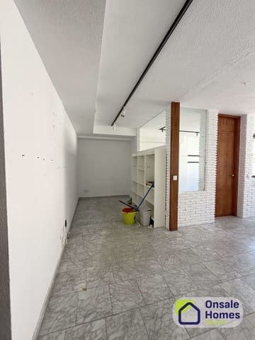 Office for sale in Playa Bajadilla - Puertos, Marbella - € 370,000 (Ref: 9875459)