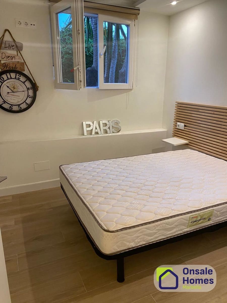 2 soverom Leilighet til leie i Marbella med svømmebasseng garasje - € 2 000 (Ref: 9875460)