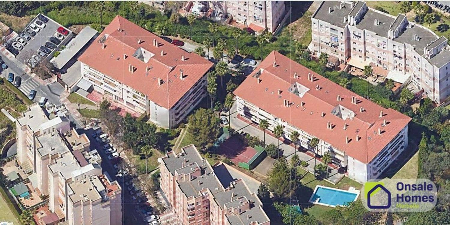 2 soverom Leilighet til leie i Marbella med svømmebasseng garasje - € 2 000 (Ref: 9875460)