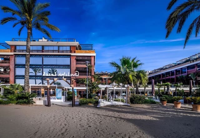 3 slaapkamer Appartement te koop in Puerto Banus, Marbella met zwembad garage - € 1.200.000 (Ref: 9883991)