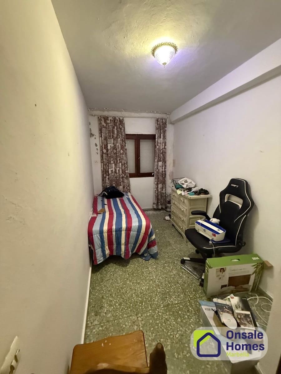 3 soverom Hus til salgs i Marbella med garasje - € 800 000 (Ref: 9906666)