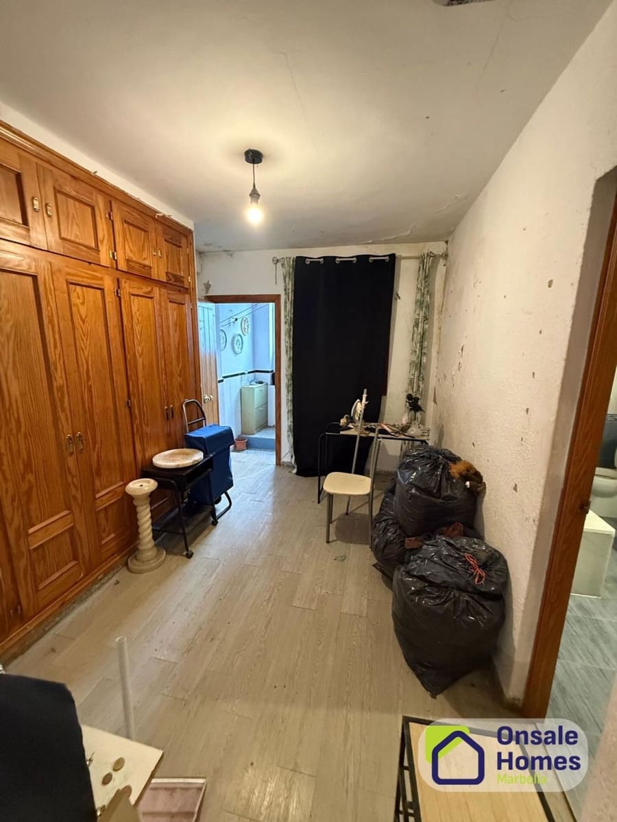 3 soverom Hus til salgs i Marbella med garasje - € 800 000 (Ref: 9906666)
