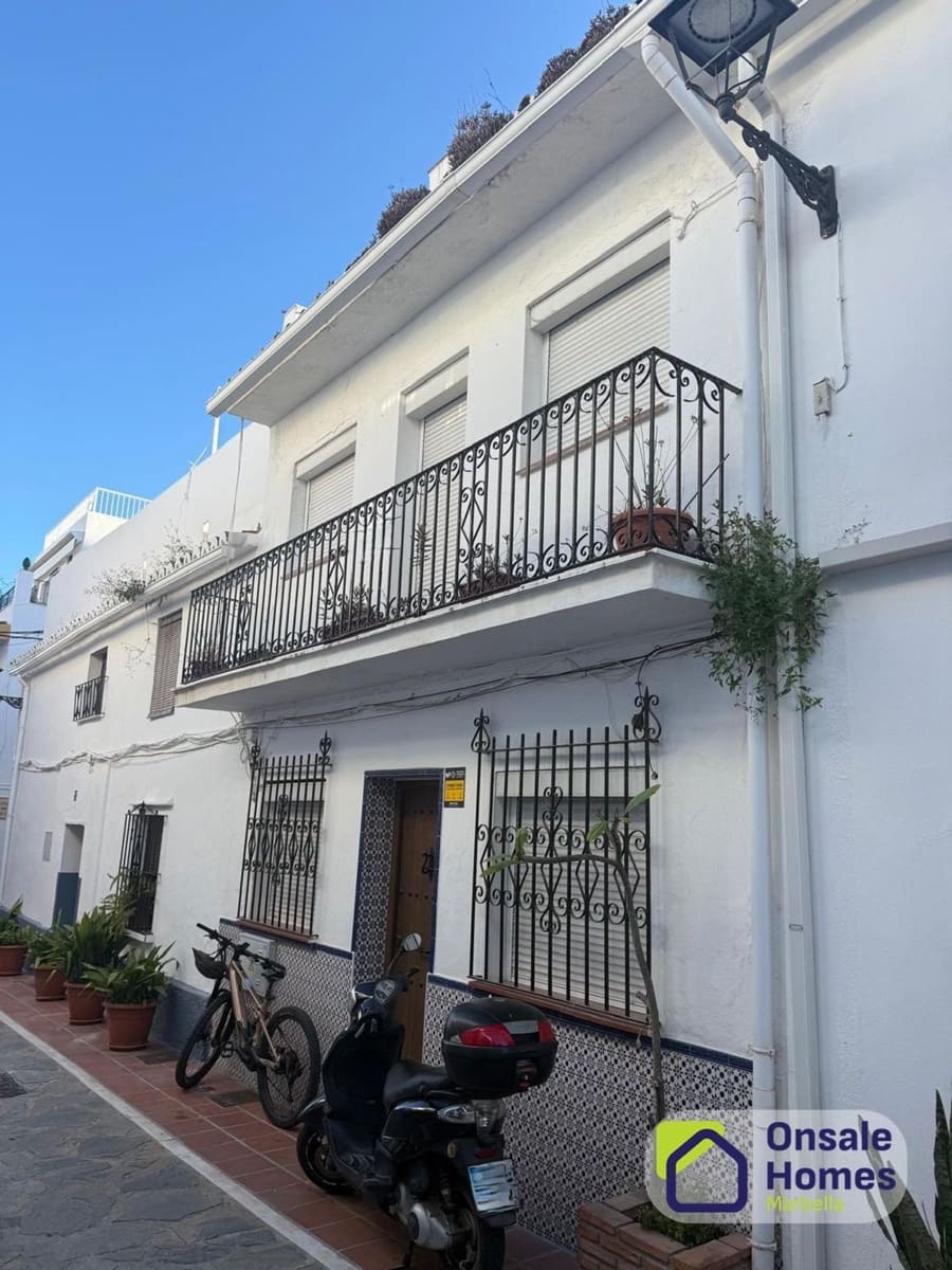 3 soverom Hus til salgs i Marbella med garasje - € 800 000 (Ref: 9906666)