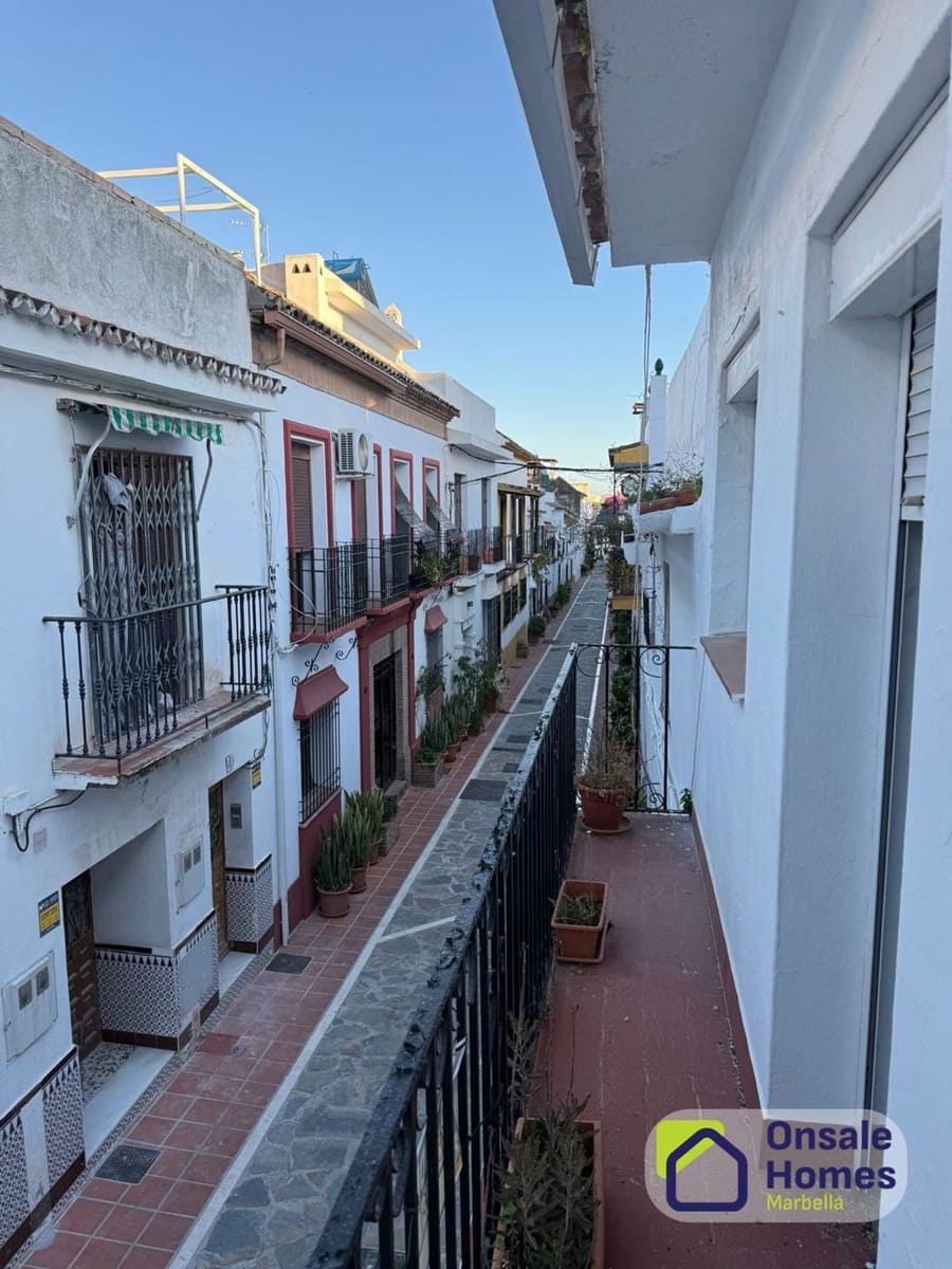 3 soverom Hus til salgs i Marbella med garasje - € 800 000 (Ref: 9906666)