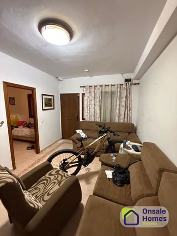 3 soverom Hus til salgs i Casco Antiguo, Marbella med garasje - € 800 000 (Ref: 9906666)