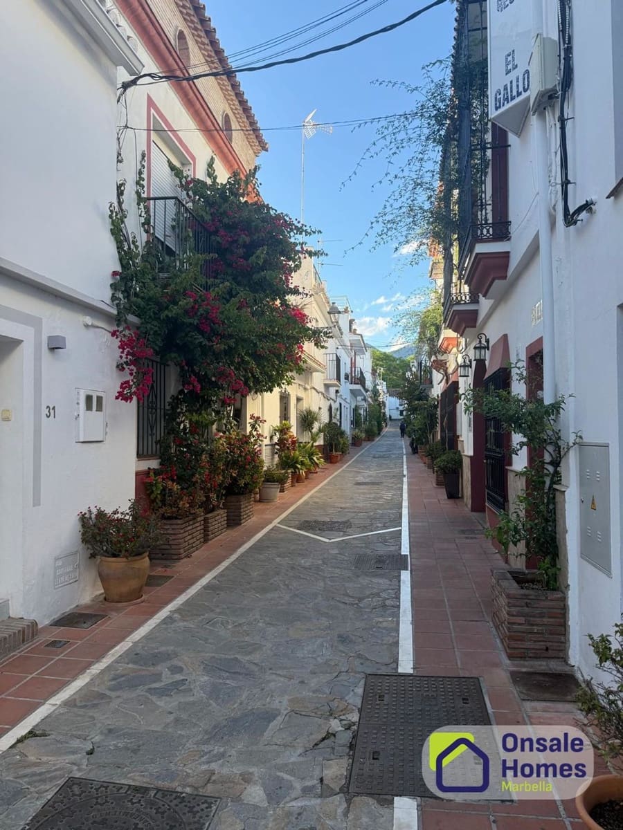 3 soverom Hus til salgs i Marbella med garasje - € 800 000 (Ref: 9906666)
