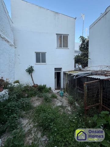 3 soverom Hus til salgs i Casco Antiguo, Marbella med garasje - € 800 000 (Ref: 9906666)