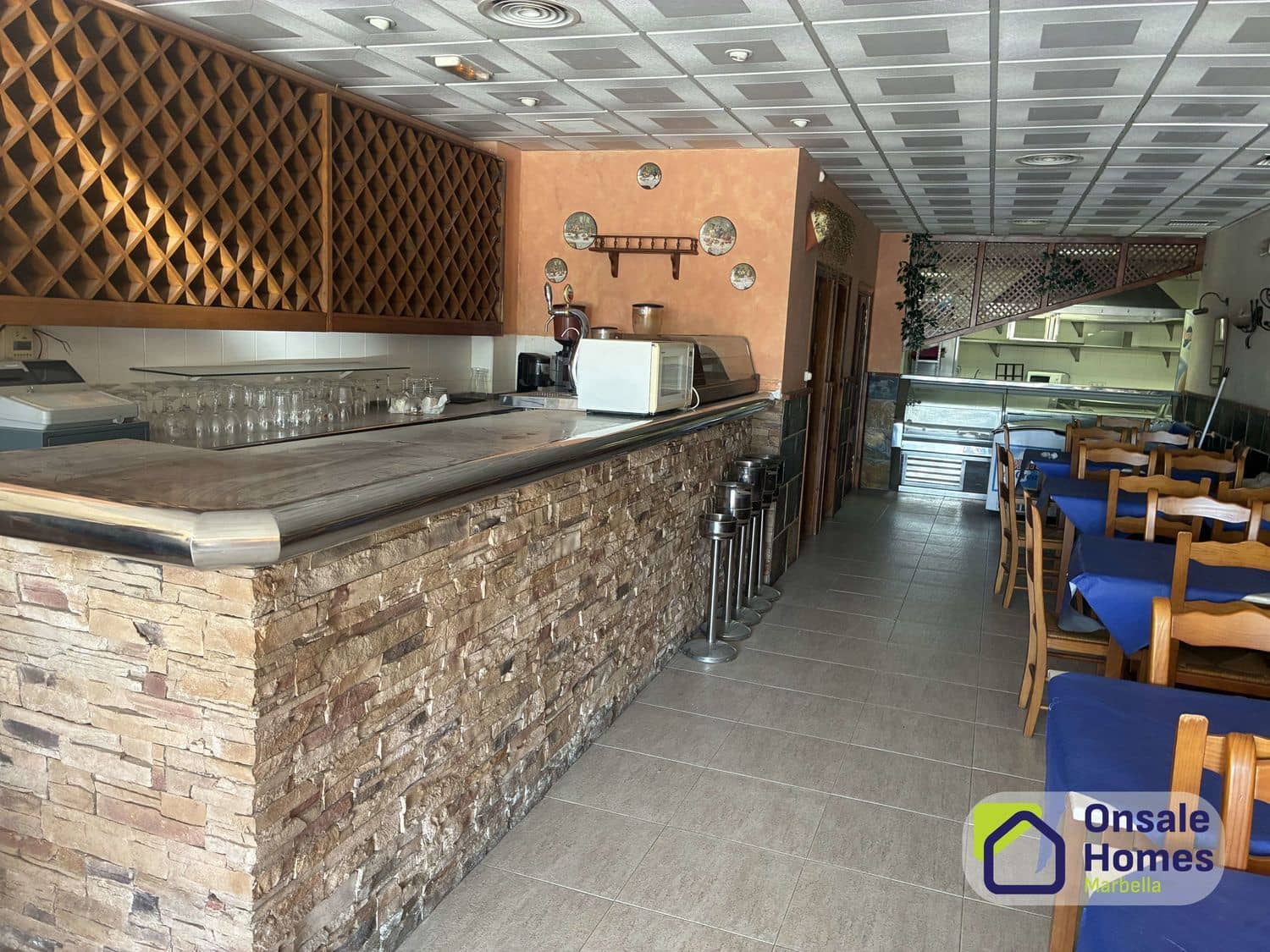 Kommersiell til salgs i Mijas - € 350 000 (Ref: 9915180)