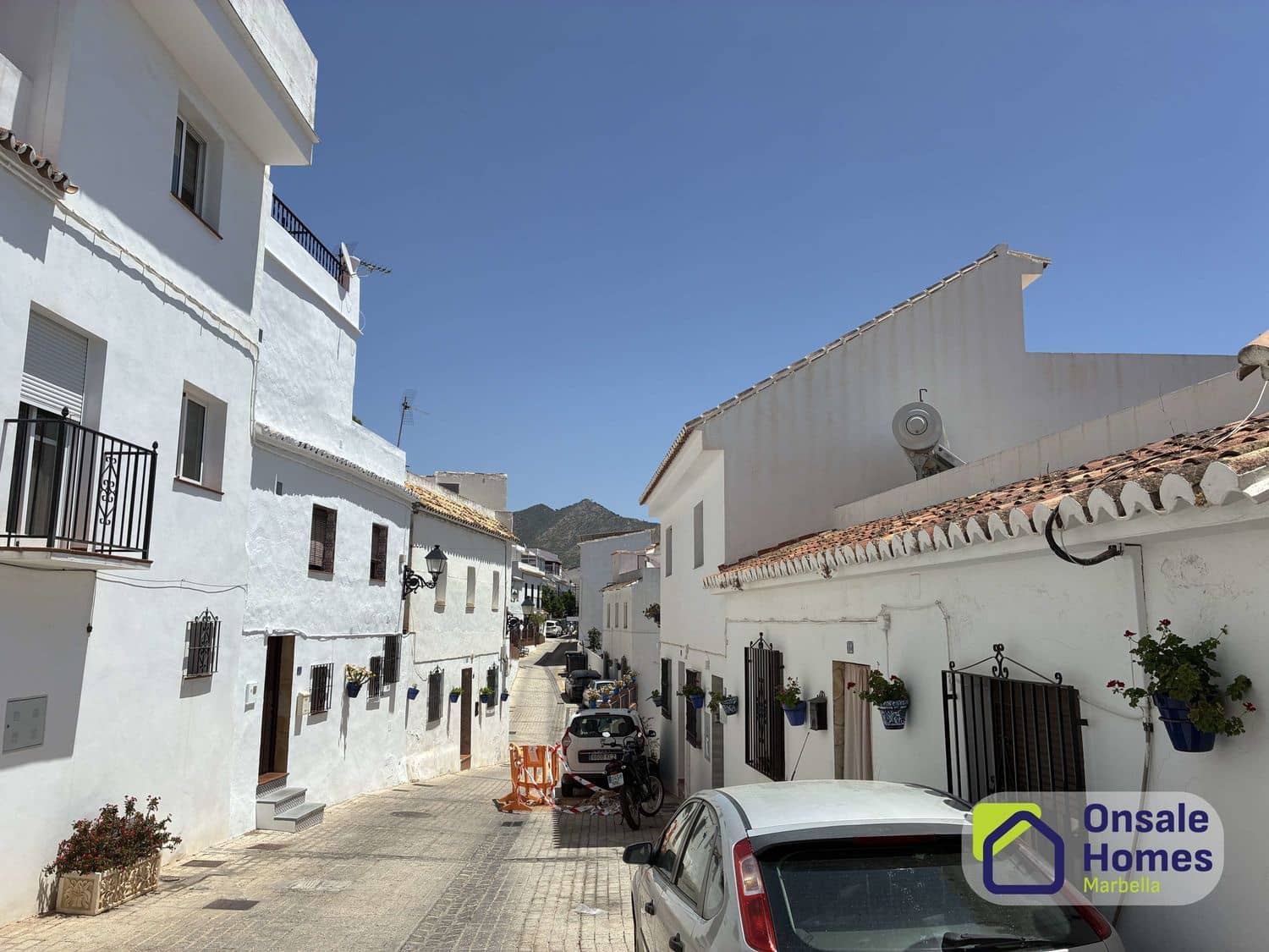 3 makuuhuone Omakotitalo myytävänä paikassa Mijas mukana 
autotalli - 395 000 € (Ref: 9916411)