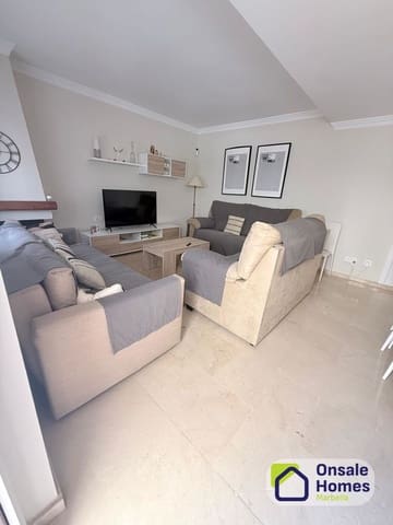 3 soveværelse Byhus til leje i Valdeolletas - Las Cancelas - Xarblanca, Marbella med swimmingpool garage - € 2.400 (Ref: 9919296)