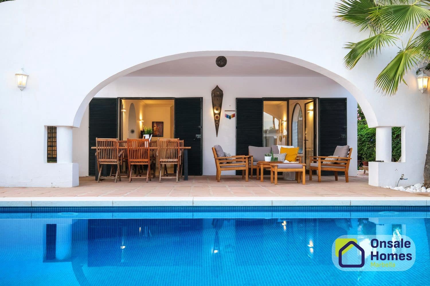 Chalet de 4 habitaciones en Marbella en venta con piscina garaje - 1.649.000 € (Ref: 9919297)