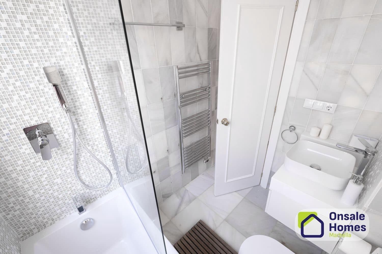 Chalet de 4 habitaciones en Marbella en venta con piscina garaje - 1.649.000 € (Ref: 9919297)