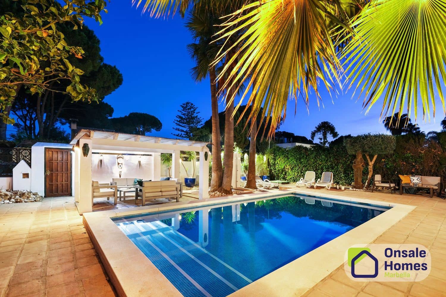 Chalet de 4 habitaciones en Marbella en venta con piscina garaje - 1.649.000 € (Ref: 9919297)